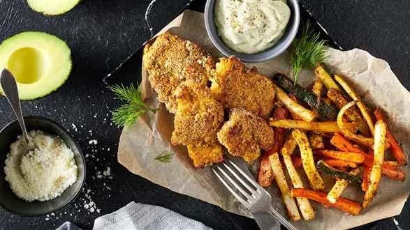 Dorsz w owsianej panierce z frytkami z warzyw