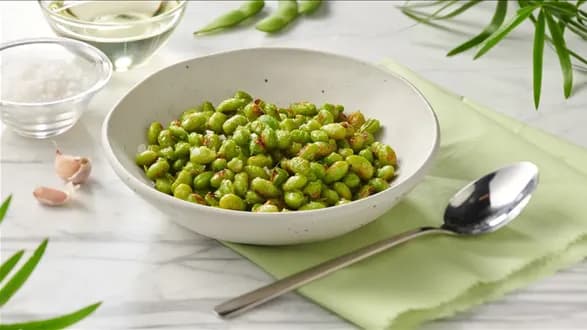 Chrupiące edamame z airfryera