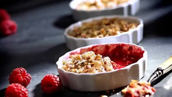 Letnie owoce pod kruszonką