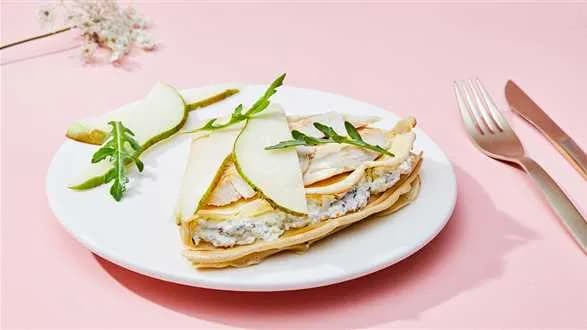 Naleśniki z pstrągiem i gruszką