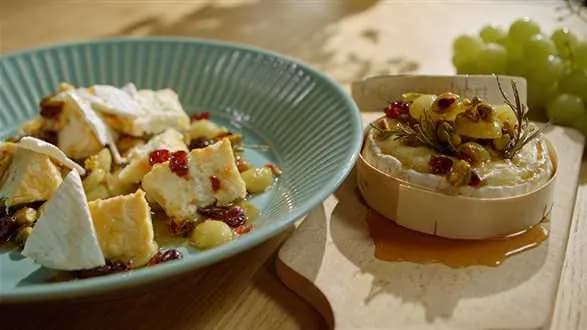 Zapiekany ser z pistacjami