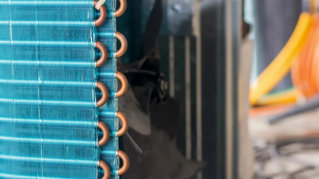 Jak sprawdzić chłodnicę klimatyzacji i uniknąć kosztownych napraw