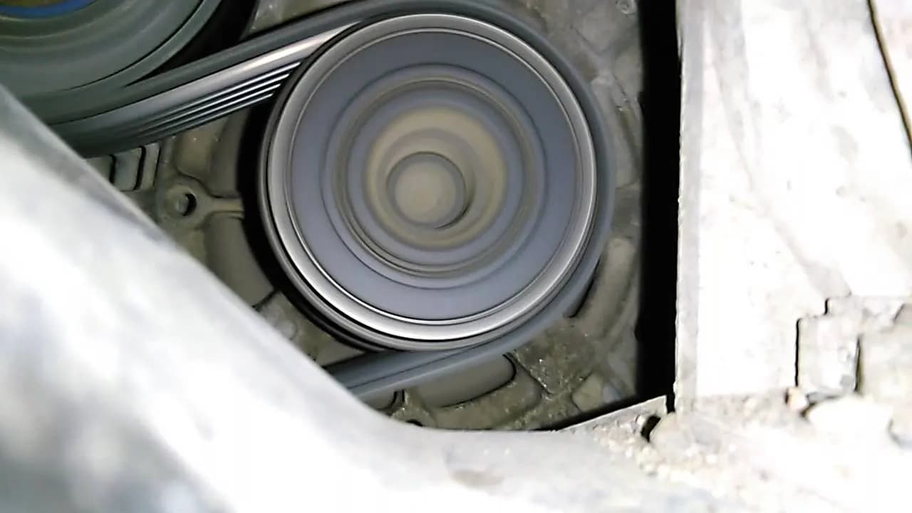 Uszkodzone sprzęgło jednokierunkowe alternatora objawy, które musisz znać