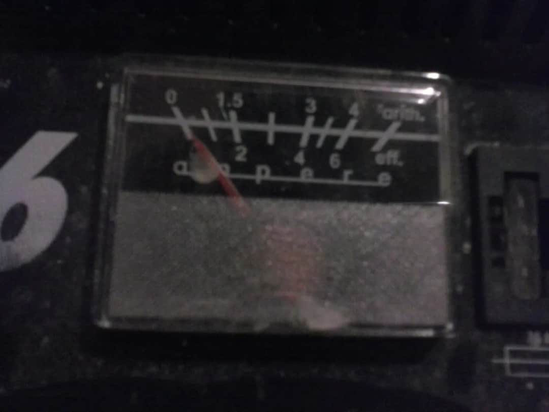 Na ile amper ustawić prostownik, aby nie uszkodzić akumulatora?