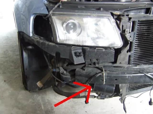 Gdzie wkręcić ucho do holowania Golf 4 - łatwe instrukcje i wskazówki