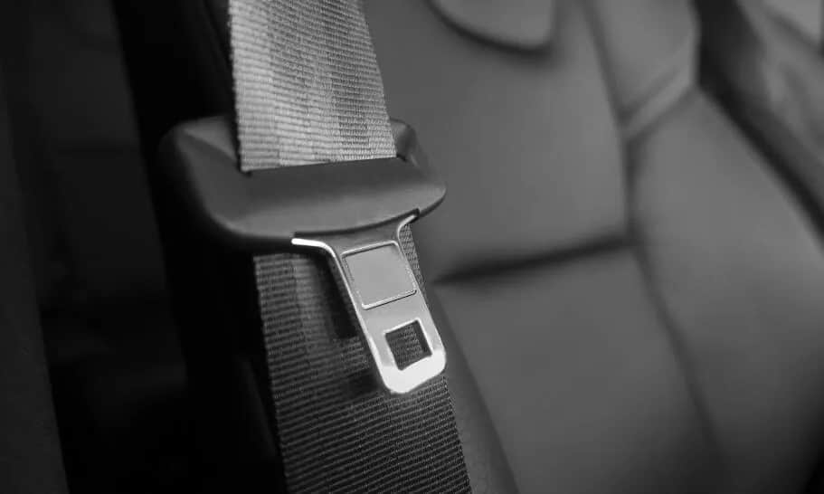 Czym smarować pasy bezpieczeństwa, aby uniknąć ich zniszczenia i poprawić funkcjonalność